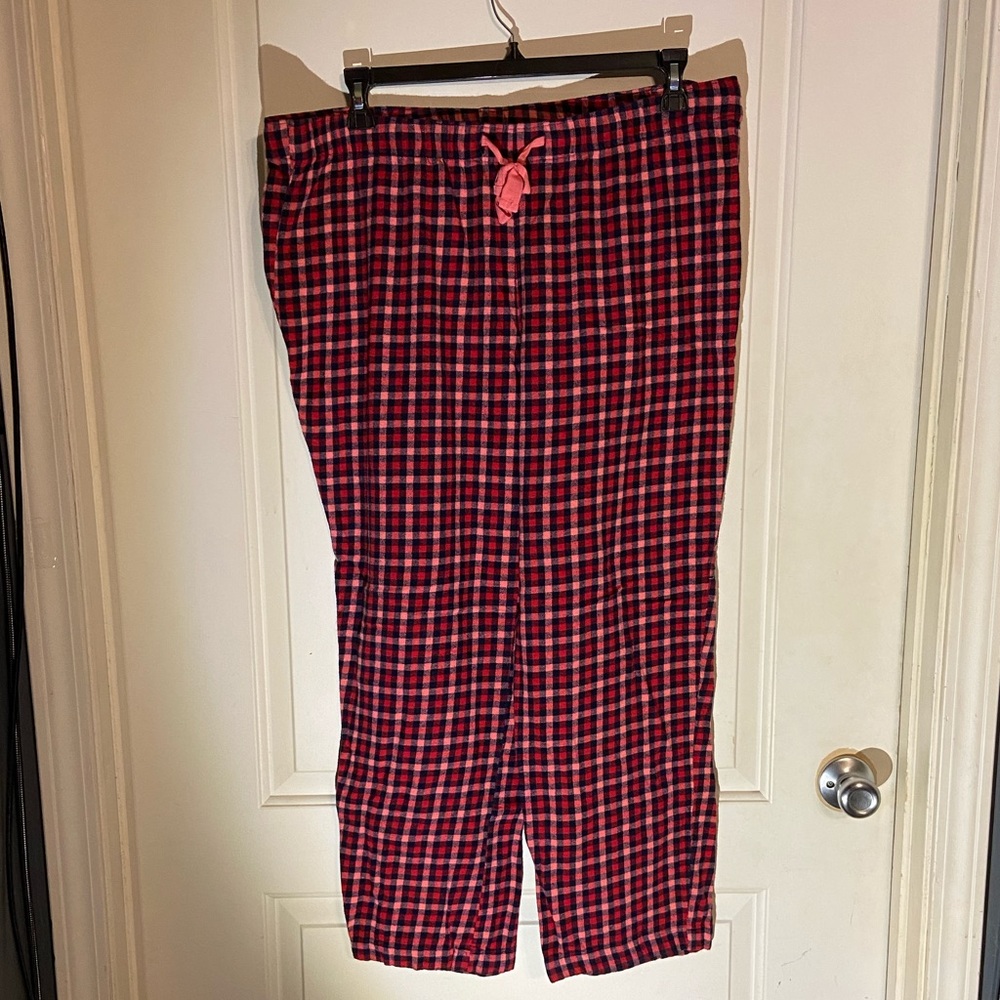 Old Navy / Plaid red flannel pajama pants / XL